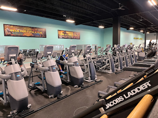 Gold's Gym (Idaho Falls) - Gym Photo