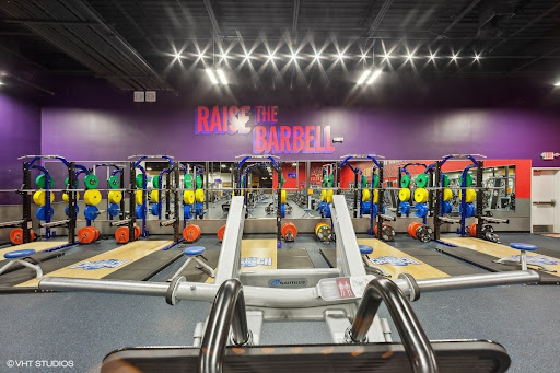 Crunch Fitness - Spartanburg - Gym Photo