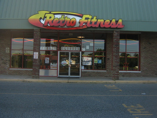 Retro Fitness - Gym Photo