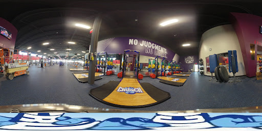 Crunch Fitness - Lakewood Ranch - Gym Photo