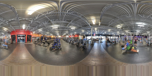 Crunch Fitness - Bradenton - Gym Photo