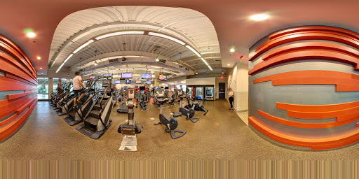 Onelife Fitness - Gainesville Heritage Village - Gym Photo