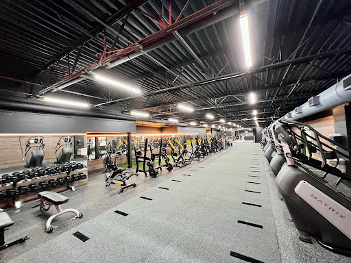 Chicago Sports & Fitness Club - Gym Photo